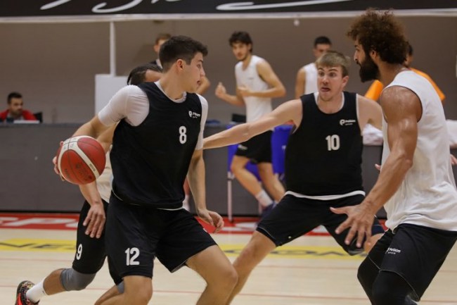 Türk Telekom, İzmir Aliağa'ya konuk oluyor