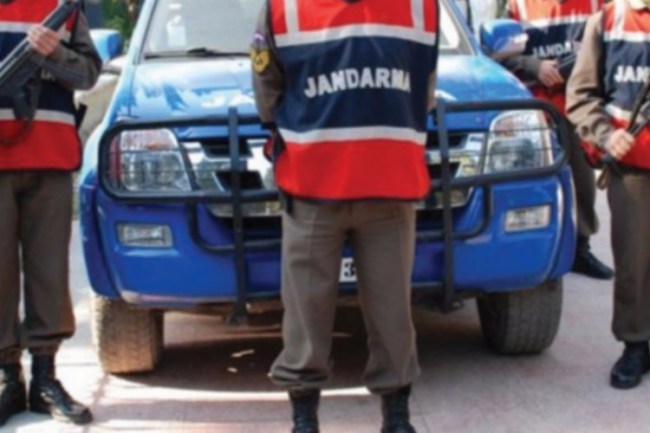 Niğde' de çıkan tartışmada silahlar konuştu