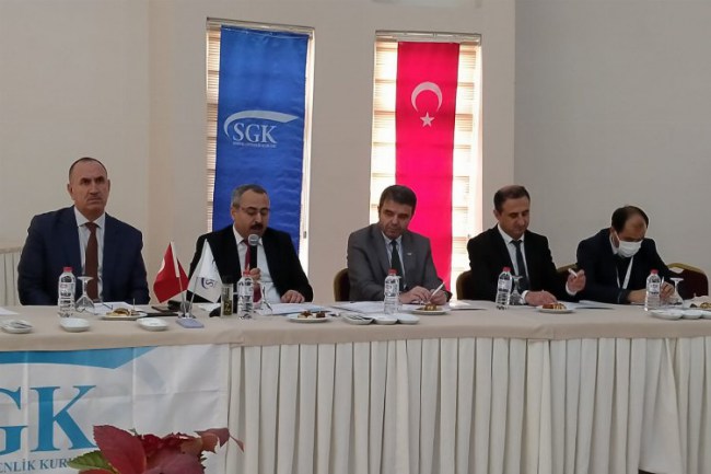 Aksaray SGK İl Müdürü Akgün, kadrosuyla toplandı