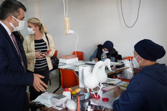 Bursa Yıldırım'da kadınlara destek devam ediyor