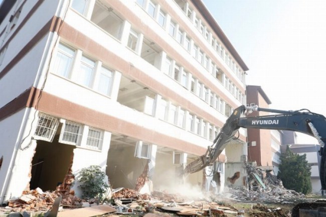 Bursa Büyükşehir'den İnegöl'e dönüşüm desteği