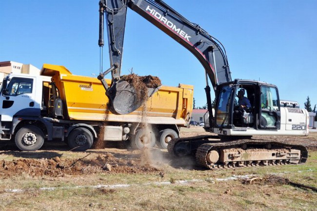 Didim Devlet Hastanesi ek binası için ilk kazma vuruldu