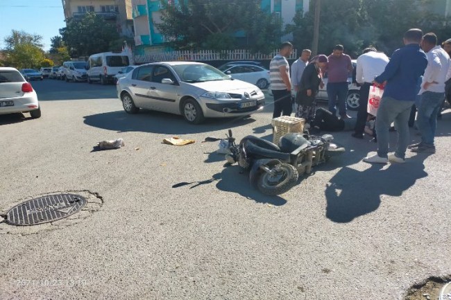 Adıyaman'da otomobil ile elektrikli bisiklet çarpıştı: 1 yaralı