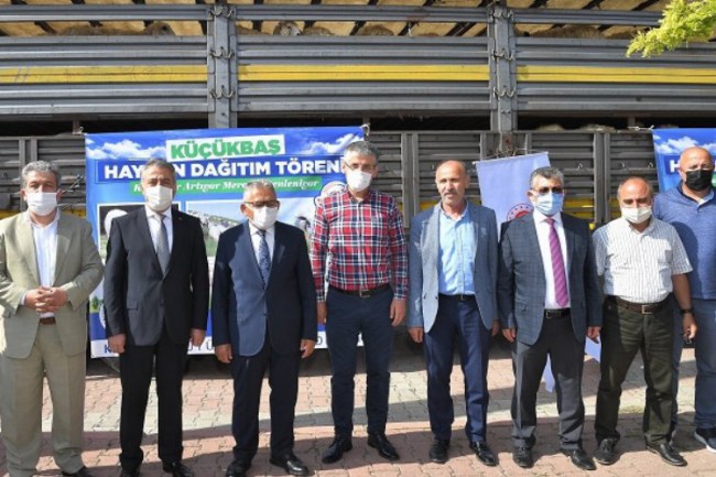 Memduh Büyükkılıç'tan "3 bin küçükbaş' müjdesi