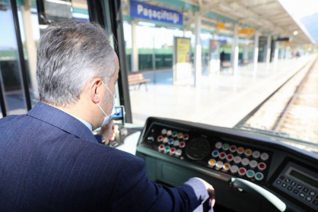 Bursa metrolarında bekleme süreleri azaldı