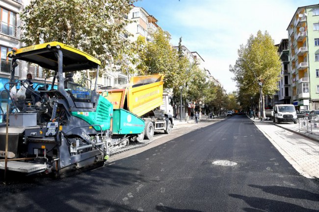 Malatya'nın Sivas Caddesi'nde ulaşım kolaylaşıyor
