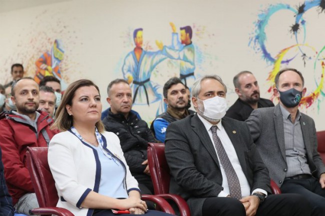 İzmit Yeşilova Gençlik ve Spor Kompleksi, altyapıyı değerlendirecek