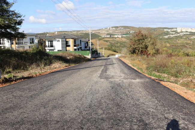 İzmit'in Kabaoğlu Mahallesi asfaltlandı