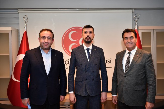 Bursa Osmangazi Belediye Başkanı Dündar, MHP Teşkilatı'nı ziyaret etti