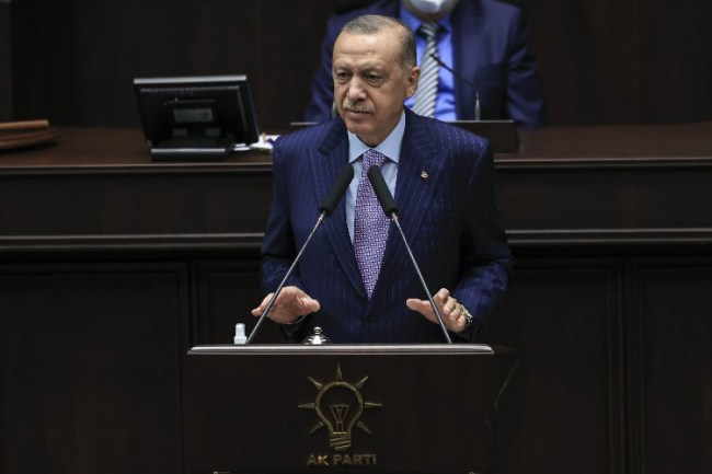 Erdoğan: "CHP, HDP'ye teslim oldu"