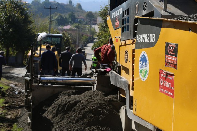 Sakarya Büyükşehir, Kocaali ilçesine beton yol