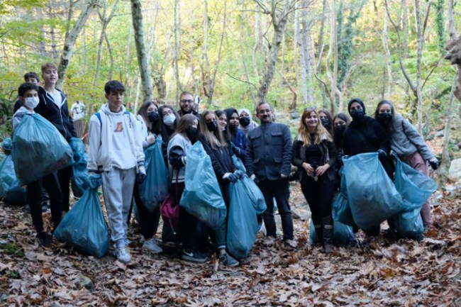 Bursa Yıldırım'da Halkla İlişkiler öğrencilerinden 'doğa' farkındalığı