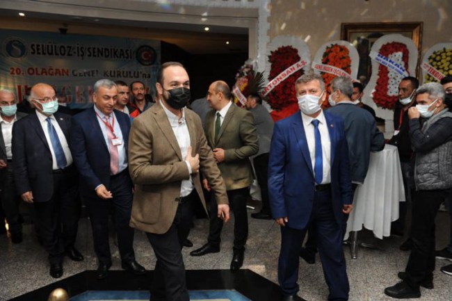 İzmit'te Selüloz- İş Sendikası kongresi düzenlendi