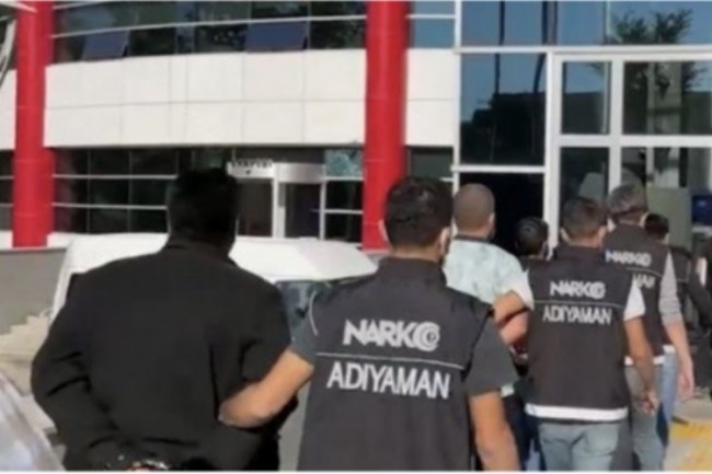 Adıyaman'daki uyuşturucu operasyonunda 3 şüpheli tutuklandı