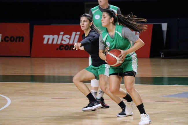 İzmit Belediyespor'da yeni transferler