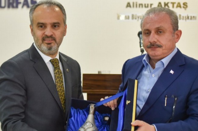 TBMM Başkanı Mustafa Şentop'tan yabancı öğrencilere tavsiye