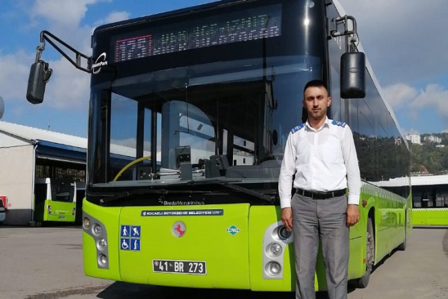 Kocaeli'de yolcusunun gören gözü oldu