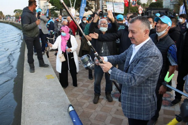 Kocaeli Gölcük'te ilk olta Başkan Büyükakın'dan