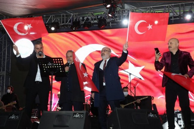 Kayseri Talas'ta muhteşem Cumhuriyet konseri