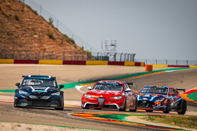 Elektrikli otomobiller Türkiye'de yarışacak