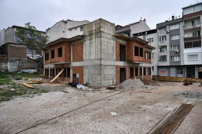 Bursa Osmangazi'de, Elmasbahçeler Hizmet Binası çalışmaları devam ediyor