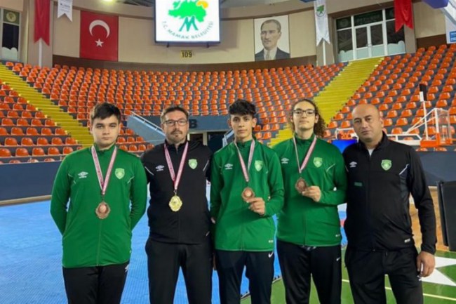 Şampiyon, İzmir Gaziemir Taekwondo Antrenörü