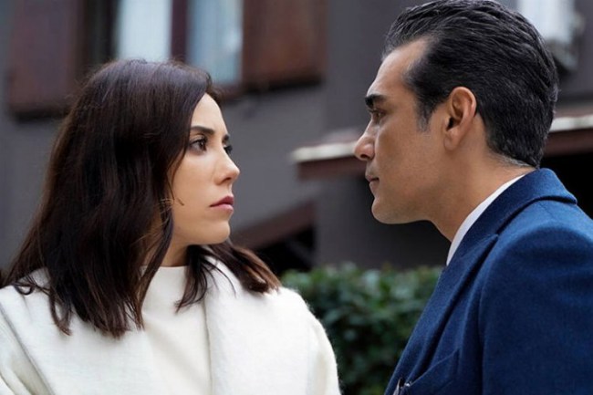 'Sadakatsiz' itham şikayet sebebi oldu!