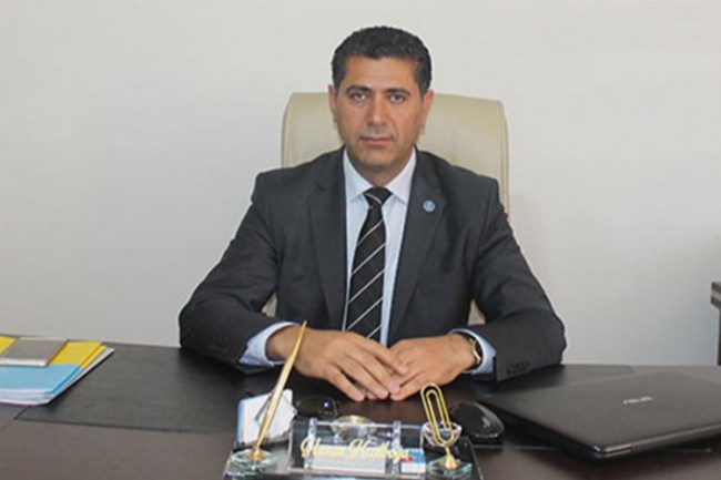 İYİ Parti yerel gazetelerin yanında