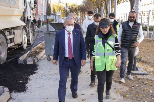 Kütahya Belediyesi'nden Bekir Avlupınar Caddesi mesaisi