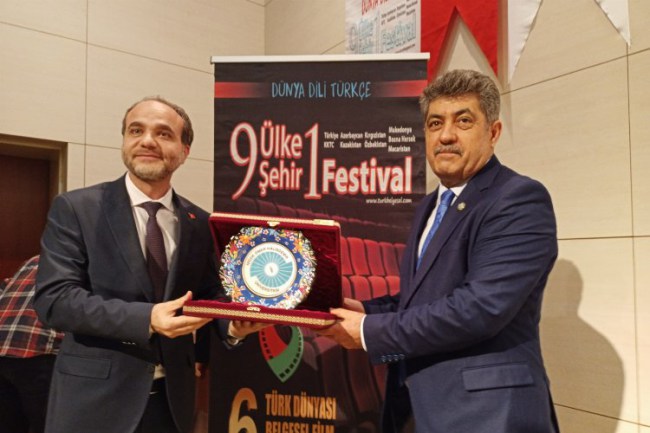 Niğde'de ödüllü filmlere yoğun ilgi