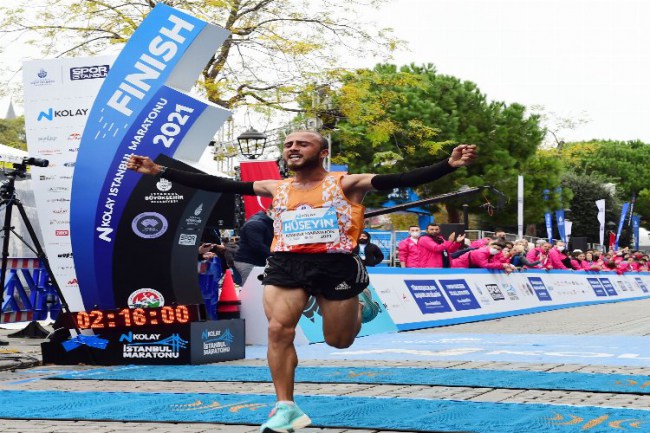İstanbul Maratonu'nda 36 yıllık rekoru Hüseyin 'can'landırdı!