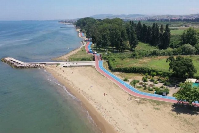Yalova'da bisiklet ve yaya yollarıyla değişimi başlattı