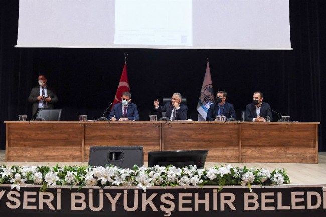 Kayseri Büyükşehir'e 300 milyon ek bütçe