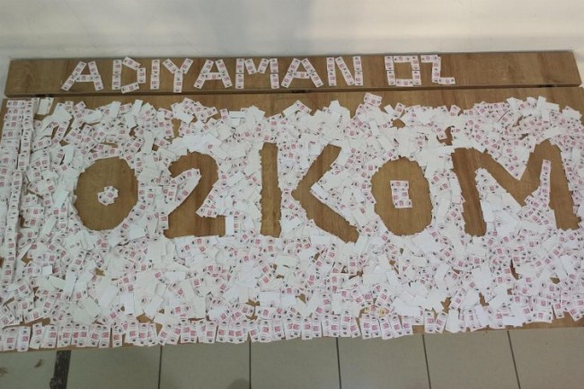 Adıyaman Kahta'da binlerce sahte bandrol ele geçirildi