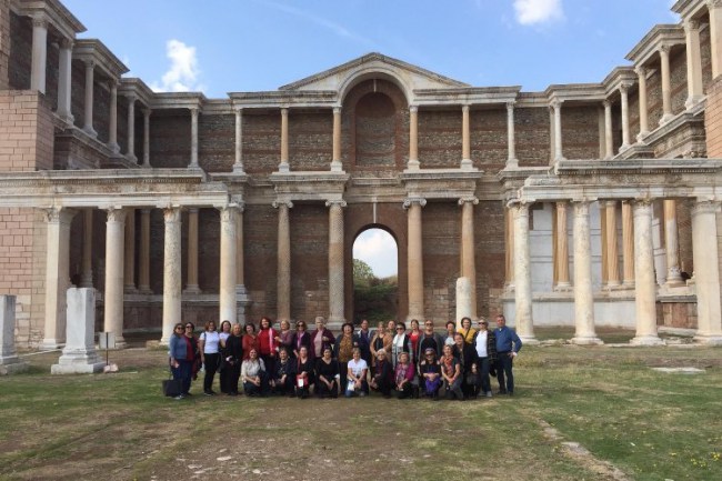 İzmir'den Salihli ilçesine tarihi gezi düzenlendi