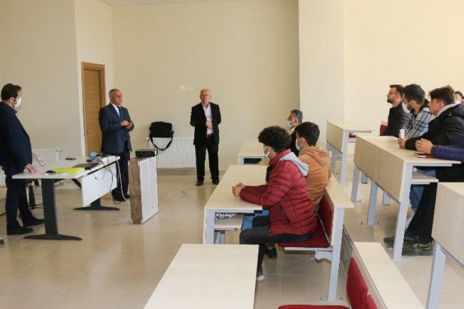 Kayseri Yahyalı'dan üniversitelilere destek sözü