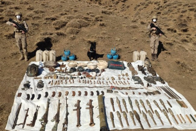 Hakkari'de çok sayıda mühimmat ele geçirildi