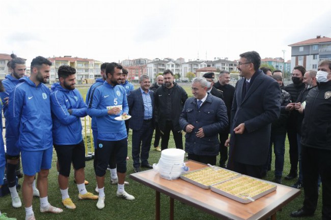 Kütahya Belediye Başkanı Işık'tan, Kütahyaspor'a moral ziyareti