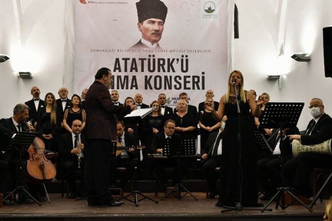 Bursa Osmangazi, Atatürk'ü sevdiği şarkılarla andı