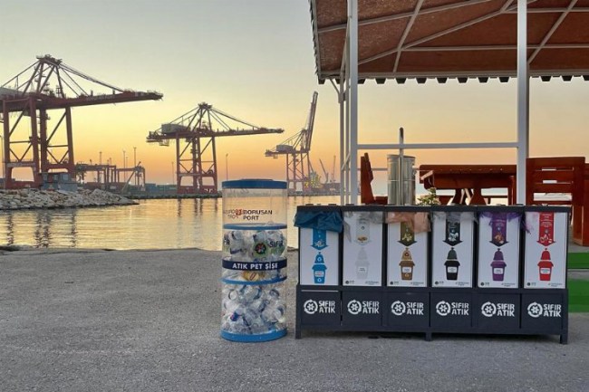 Borusan'da pet şişeler ipliğe dönüşüyor