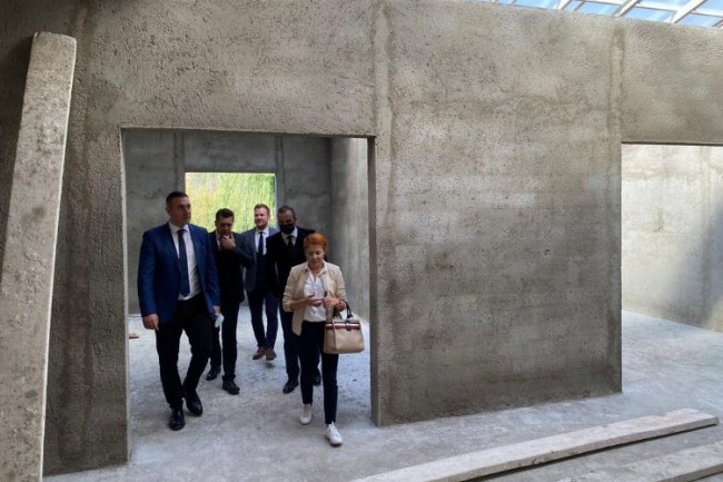 Manisa Salihli'de gasilhane binasının çalışmaları devam ediyor