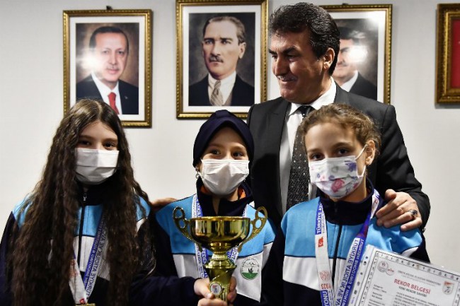 Türkiye'nin yeni atış rekortmenleri Bursa Osmangazi'den çıktı