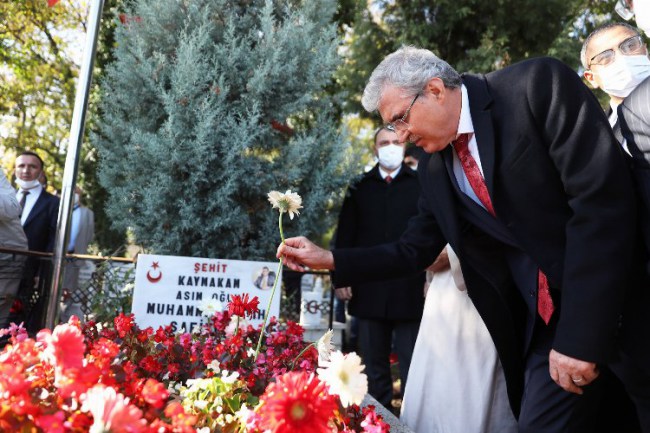 Sakarya'da, Şehit Mardin Derik Kaymakamı Muhammet Fatih Safitürk anıldı