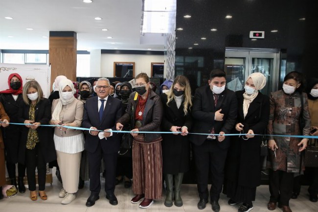 Kayseri Büyükşehir'den çevre dostu sergi