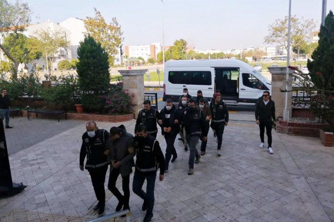 İnsan kaçakçıları Didim' de yakalandı