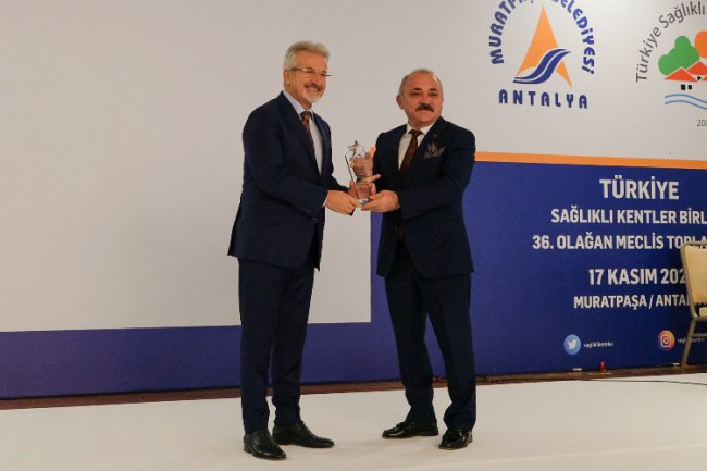 Bursa Nilüfer'e sosyal sorumluluk ödülü