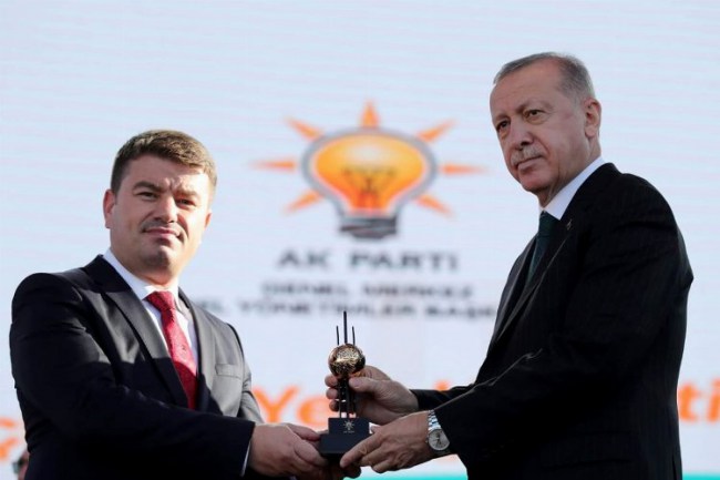 Aksaray Belediyesi'ne "En İyi Bilim" ödülü