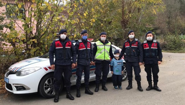 Devrekli Küçük Mikail'e jandarma ağabeylerinden jest