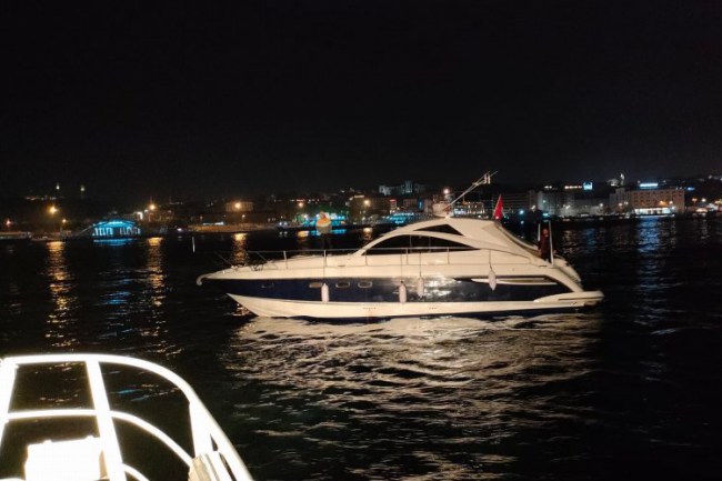 İstanbul Haliç'te sürüklenen kurtarıldı