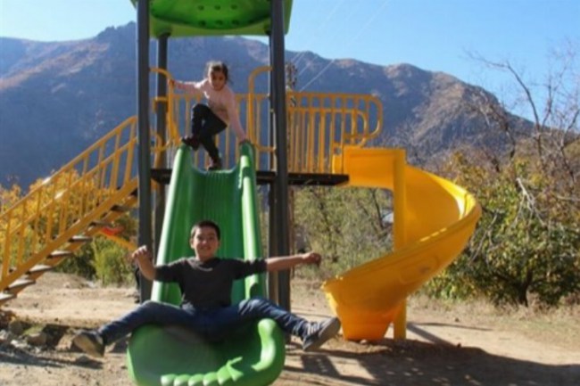 Hakkari'de 90 köye 90 park yüz güldürüyor